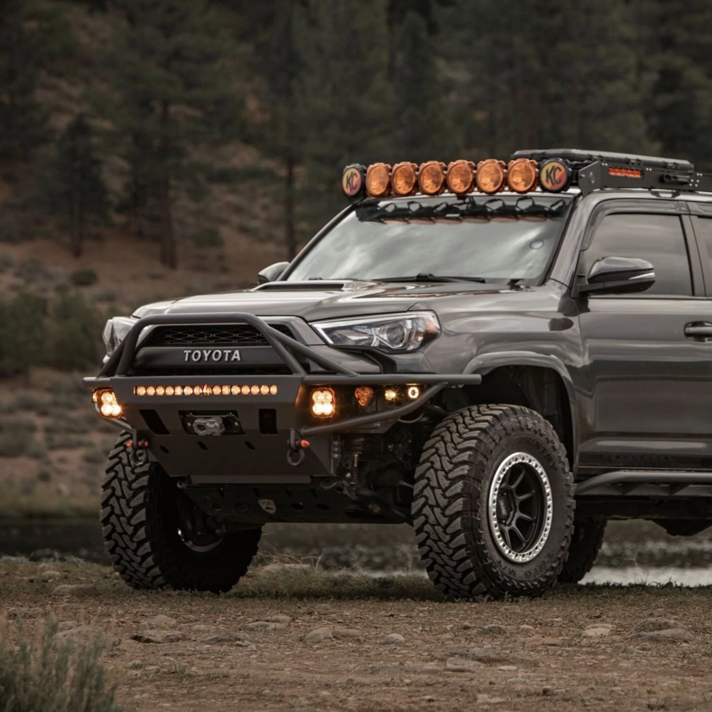 4RUNNER HYBRID FRONT BUMPER / 5TH GEN / 2014+