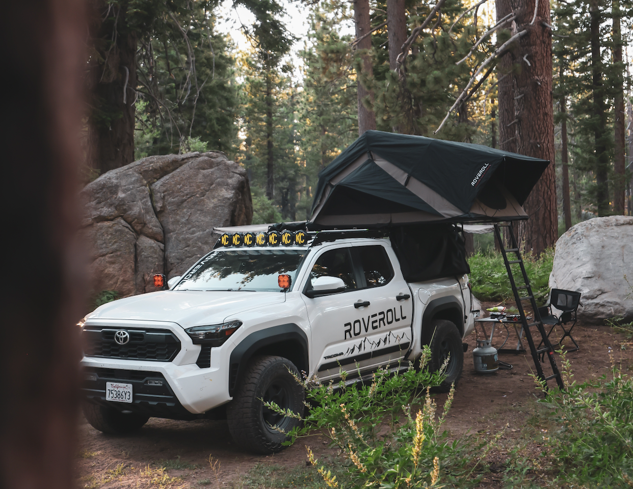 SNAIL SOFT SHELL ROOF TOP TENT