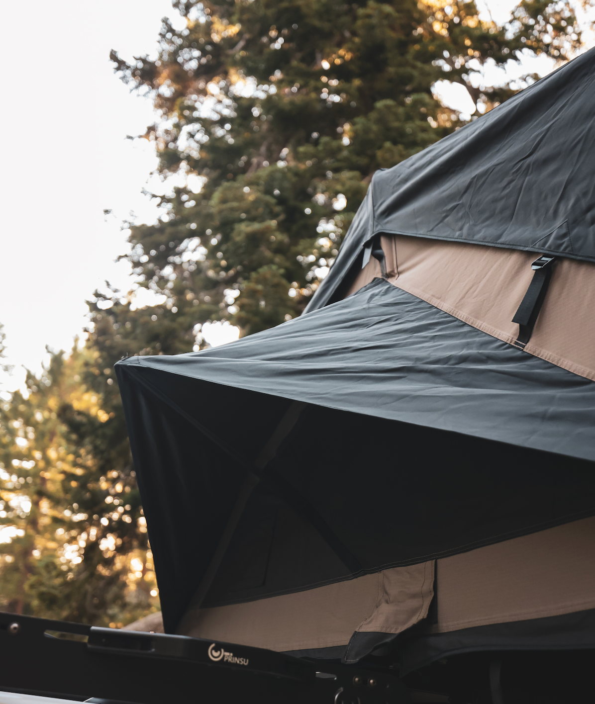 SNAIL SOFT SHELL ROOF TOP TENT